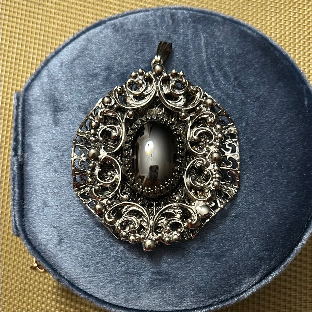 Vintage silver pendant